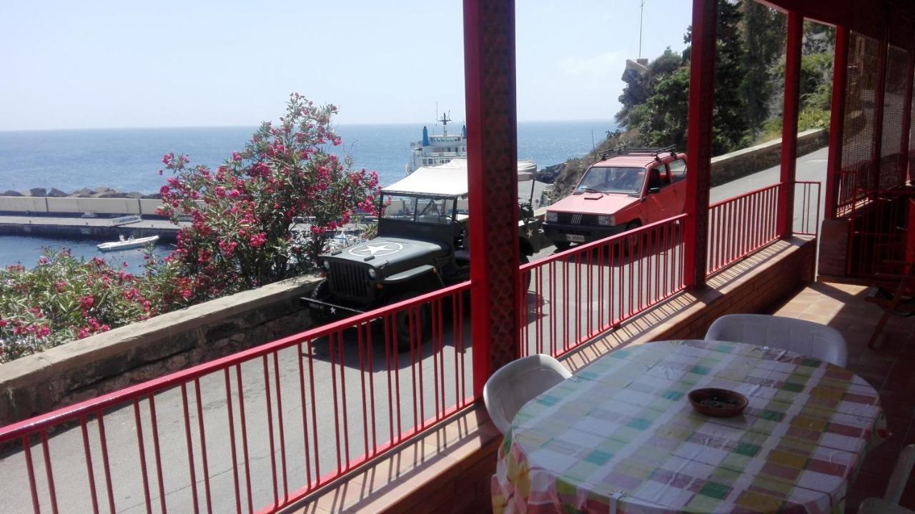 Fronte Del Porto Apartment Isola di Ustica Exterior photo